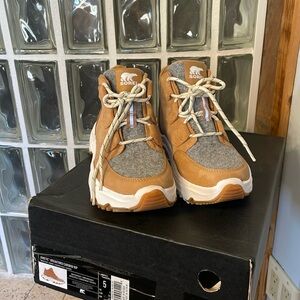 Sorel Women's Kinetic Breakthru Caribou Waterproof Boot Tawny Buff, Quarry, US 5